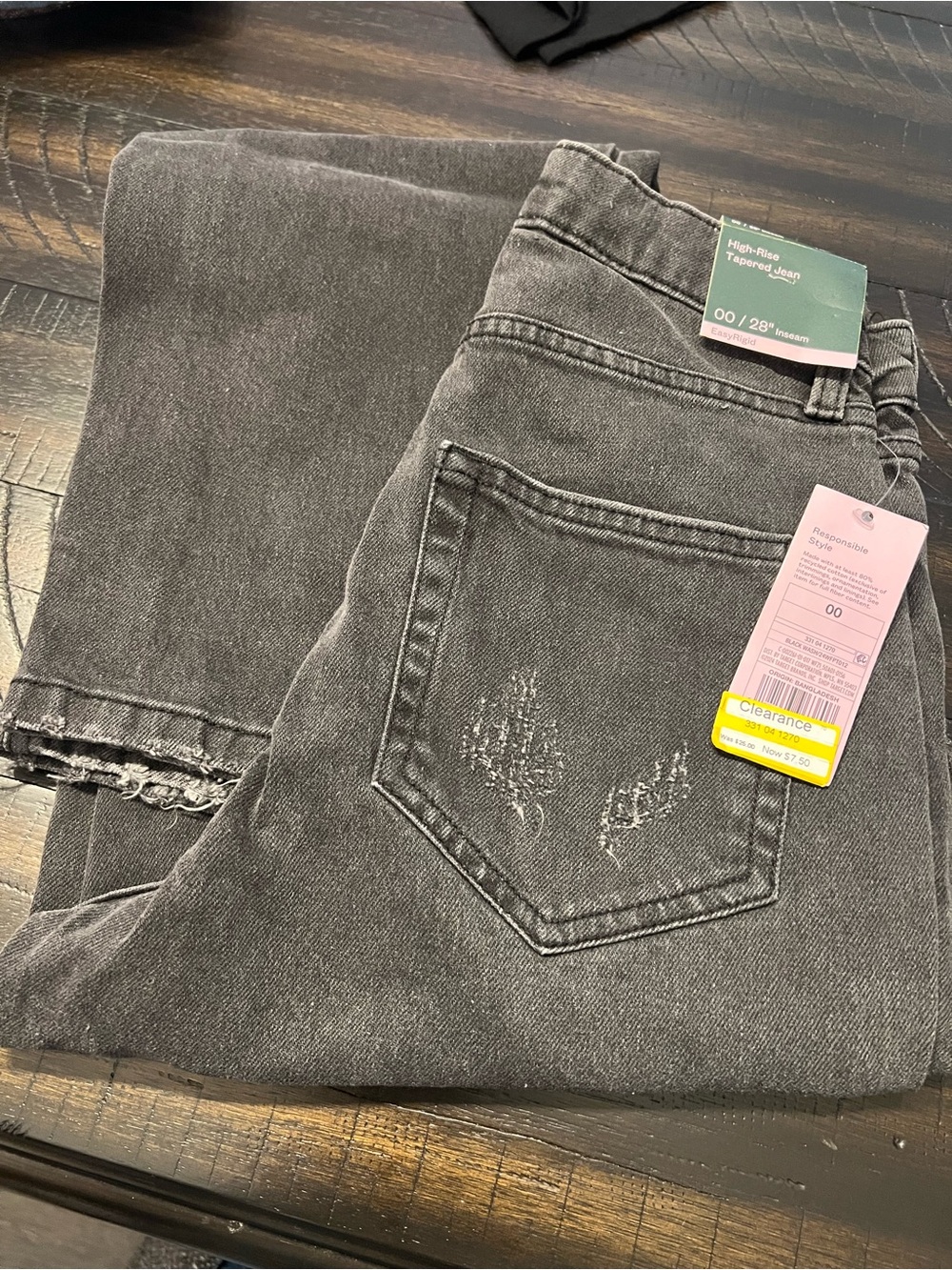 Women’s high rise tapered jean
